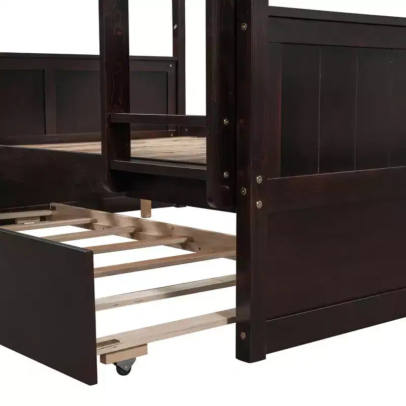 Letto a castello in legno Full Over Full con letto estraibile singolo