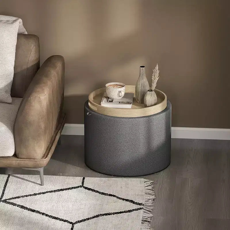 Tavolino Poggiapiedi Contenitore con Vassoio Ribaltabile e Spazio Nascosto, Pouf Rotondo Rivestito in Tessuto Effetto Lino