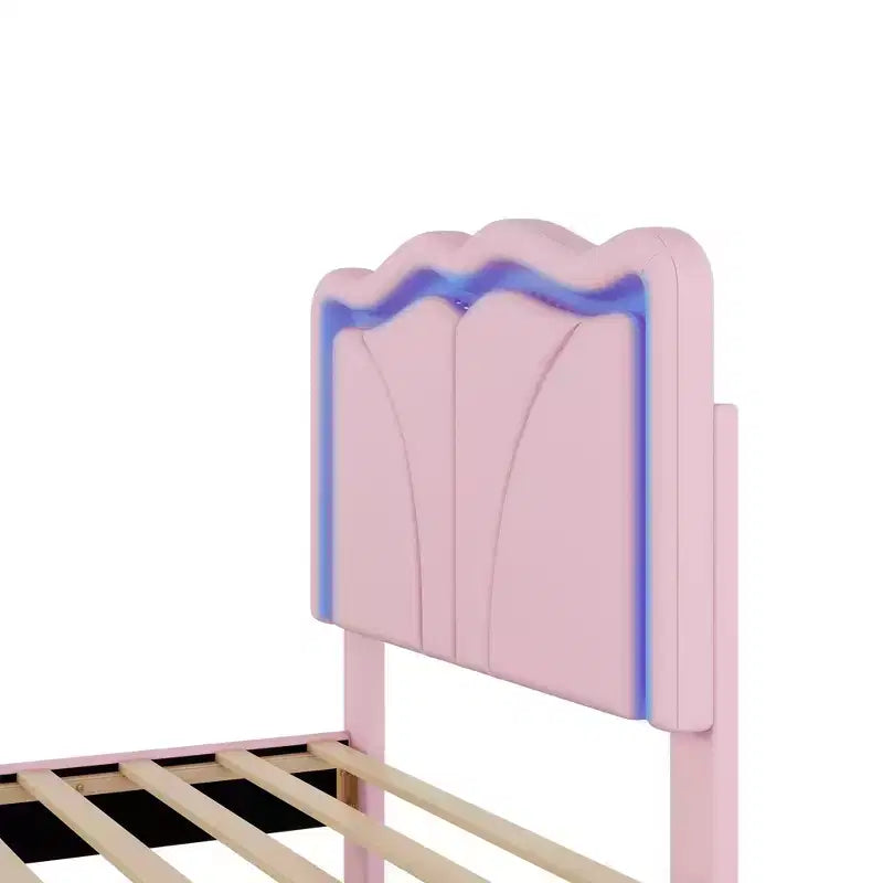 Letto a piattaforma imbottito in PU con testiera regolabile in altezza per la cameretta dei bambini, rosa