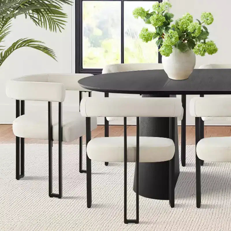 Set tavolo da pranzo allungabile da 47-83" per 8 persone, tavolo nero e 8 poltrone in velluto con eleganti gambe in metallo, ideale per riunioni