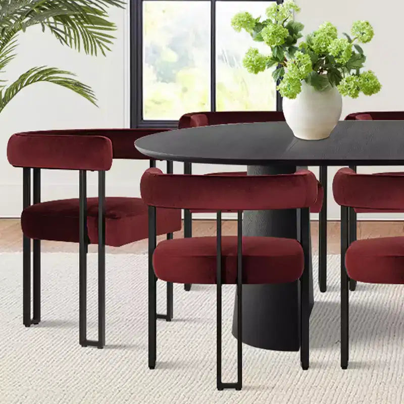 Set tavolo da pranzo allungabile da 47-83" per 8 persone, tavolo nero e 8 poltrone in velluto con eleganti gambe in metallo, ideale per riunioni