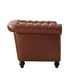 Poltrona Chesterfield Club con braccioli arrotolati, borchie e gambe in legno massello
