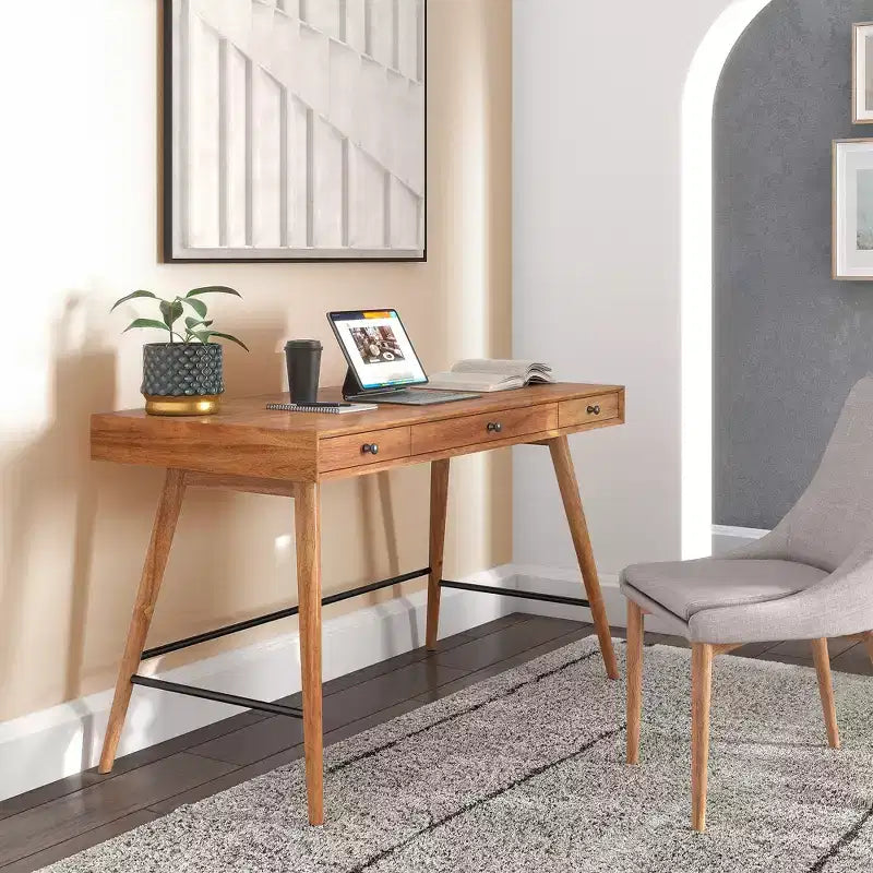 Scrivania a 3 cassetti Foerster Wood